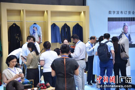 展示服装个性化定制 作者 主办方 供图